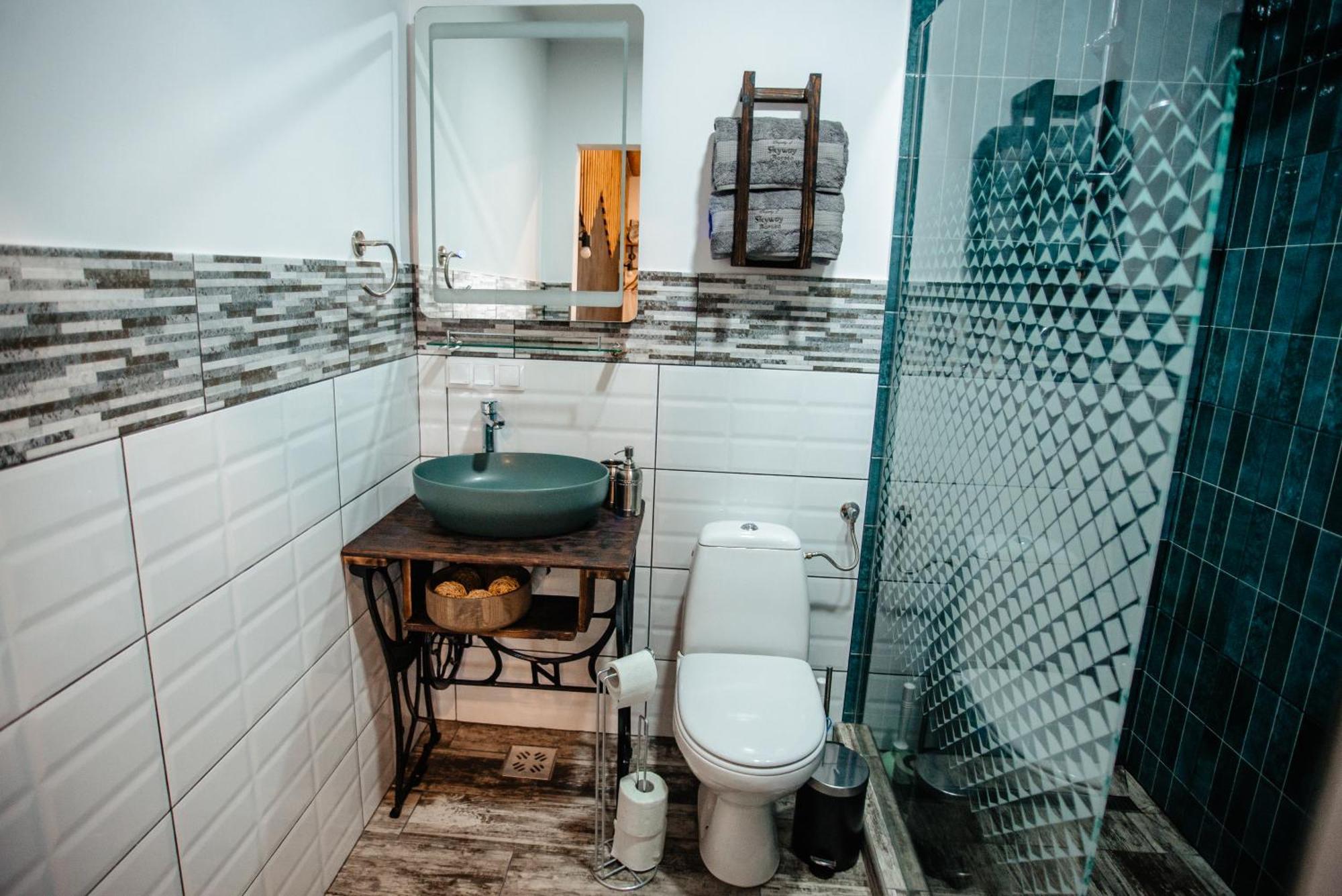 Skyway Connection Hideaway Apartment